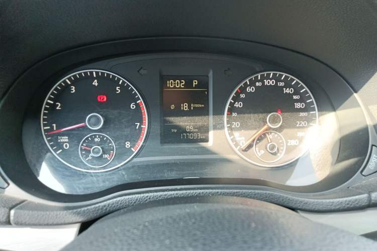 Used Volkswagen Passat 2014 1.8TSI DSG Prestige Edition Instrument Cluster