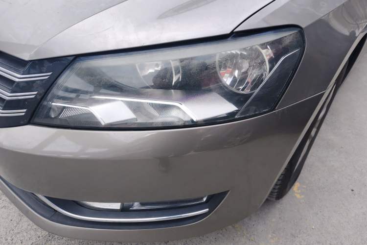 Used Volkswagen Passat 2014 1.8TSI DSG Prestige Edition Left Front Headlight