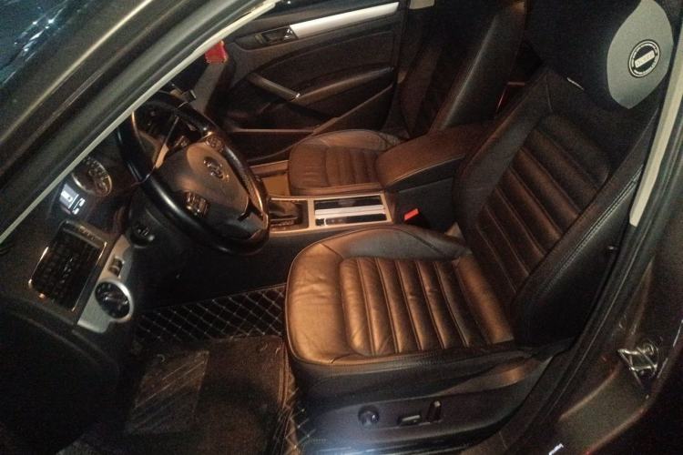 Used Volkswagen Passat 2014 1.8TSI DSG Prestige Edition Left Front Seat