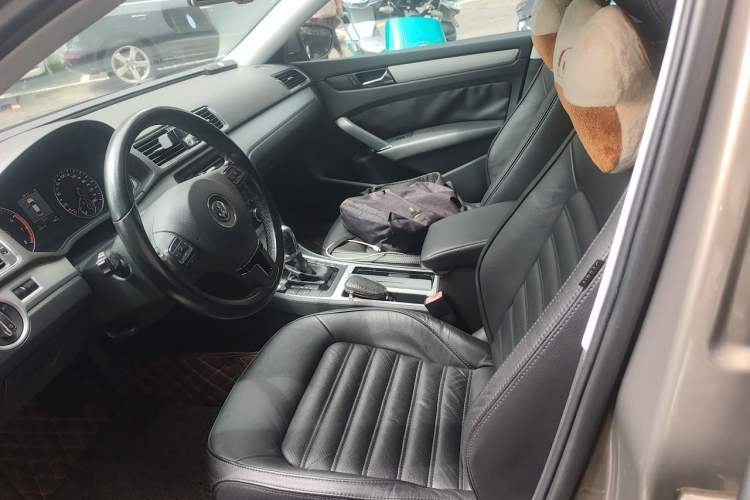 Used Volkswagen Passat 2014 1.8TSI DSG Prestige Edition Left Front Seat