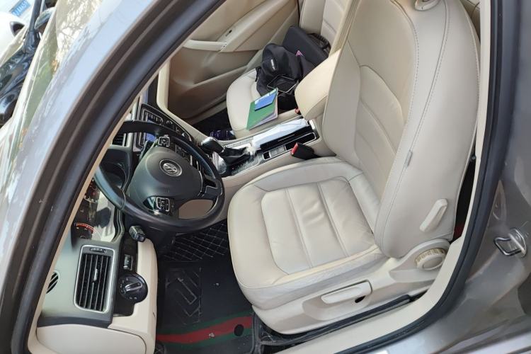Used Volkswagen Passat 2014 1.8TSI DSG Prestige Edition Left Front Seat
