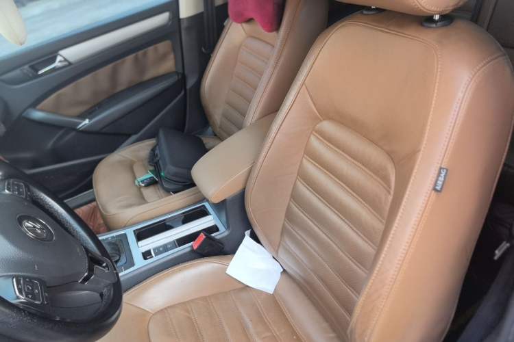 Used Volkswagen Passat 2014 1.8TSI DSG Prestige Edition Left Front Seat