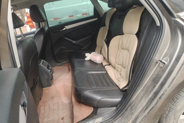 Used Volkswagen Passat 2014 1.8TSI DSG Prestige Edition Left Rear Seat