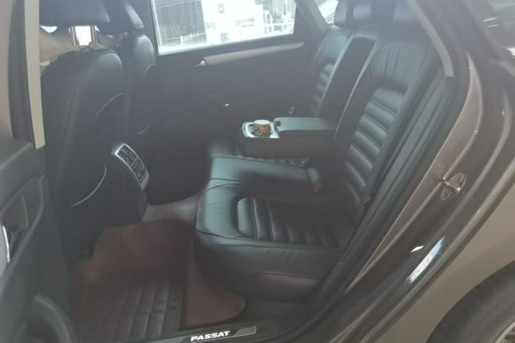 Used Volkswagen Passat 2014 1.8TSI DSG Prestige Edition Left Rear Seat