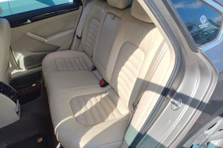 Used Volkswagen Passat 2014 1.8TSI DSG Prestige Edition Left Rear Seat