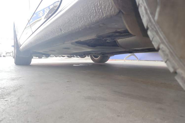 Used Volkswagen Passat 2014 1.8TSI DSG Prestige Edition Left Side Sill
