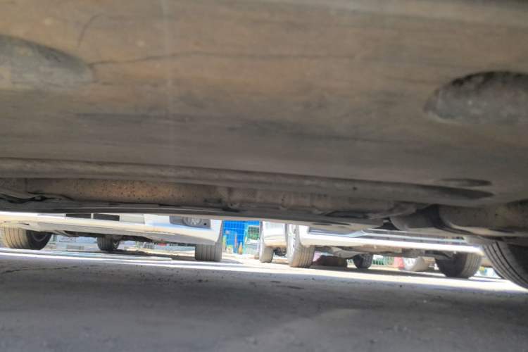 Used Volkswagen Passat 2014 1.8TSI DSG Prestige Edition Left Side Sill