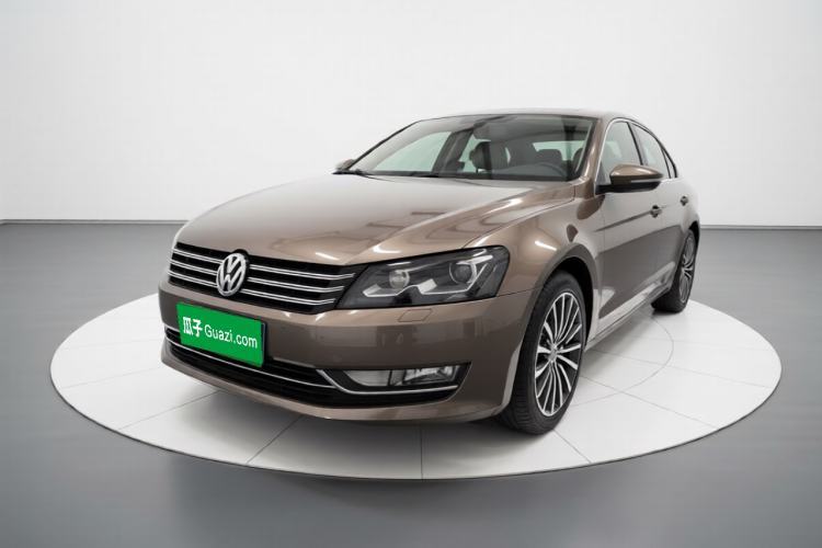 Volkswagen Passat 2014 1.8TSI DSG Prestige Navigation Edition usado Guazi used car, China used car export, Used car for sale, Used cars, Cheapest cars for sale