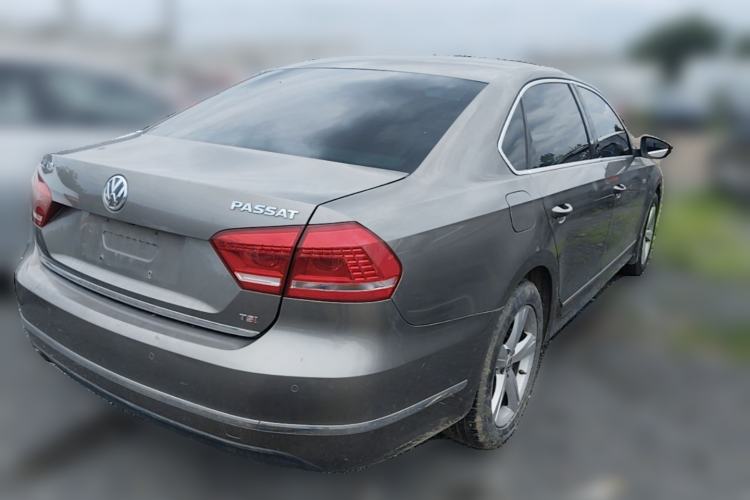 Used Volkswagen Passat 2014 1.8TSI DSG Prestige Edition Rear Right 45 Deg