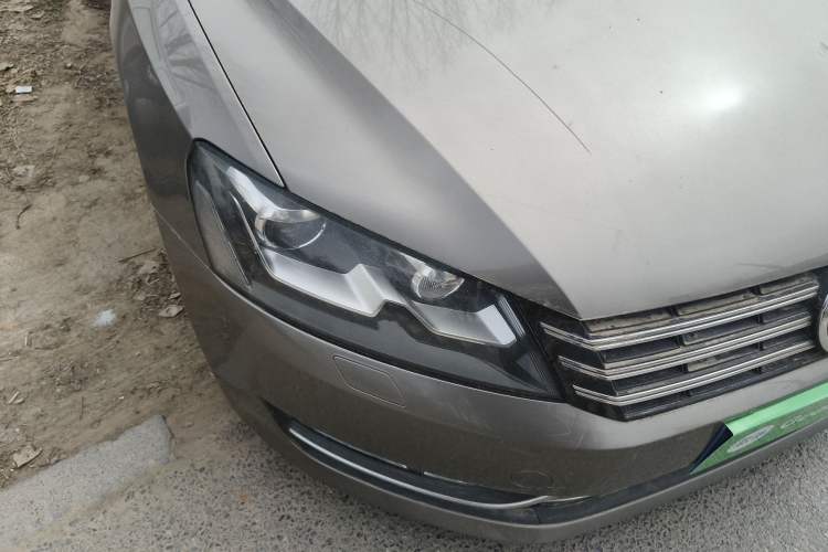 Used Volkswagen Passat 2014 1.8TSI DSG Prestige Edition Right Front Headlight