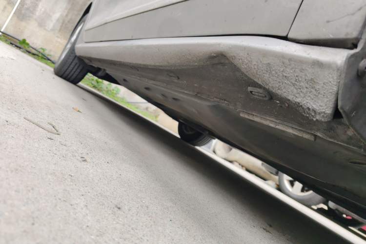 Used Volkswagen Passat 2014 1.8TSI DSG Prestige Edition Right Side Sill