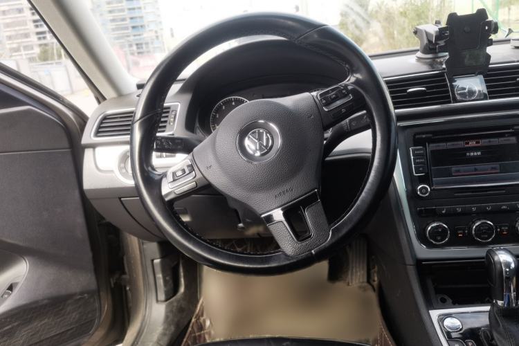 Used Volkswagen Passat 2014 1.8TSI DSG Prestige Edition Steering Wheel