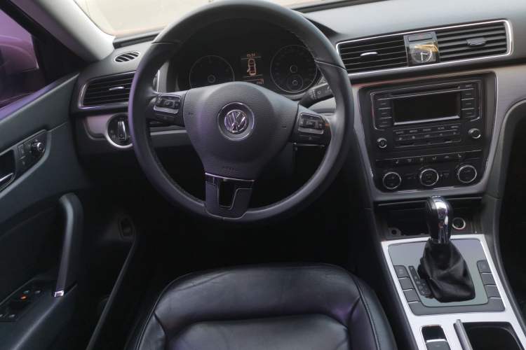 Used Volkswagen Passat 2014 1.8TSI DSG Prestige Edition Steering Wheel