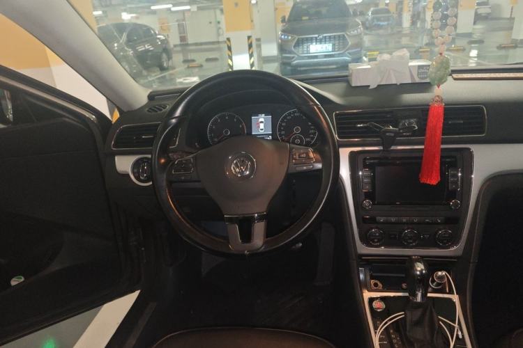 Used Volkswagen Passat 2014 2.0 TSI DSG Prestige Edition Steering Wheel