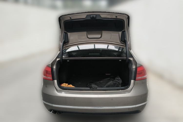 Used Volkswagen Passat 2014 1.8TSI DSG Prestige Edition Trunk