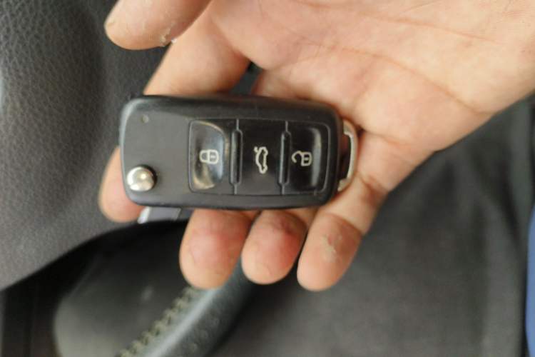 Used Volkswagen Passat 2014 1.8TSI DSG Prestige Navigation Edition Vehicle Key