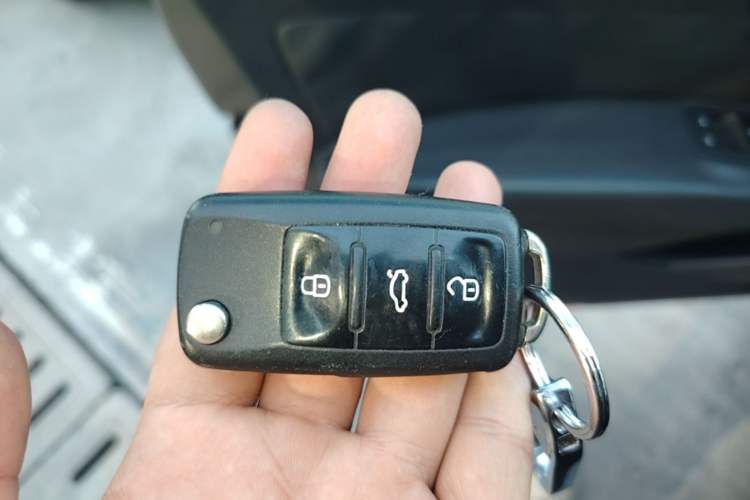 Used Volkswagen Passat 2014 1.8TSI DSG Prestige Edition Vehicle Key