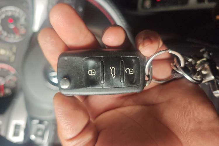 Used Volkswagen Passat 2014 2.0 TSI DSG Prestige Navigation Edition Vehicle Key