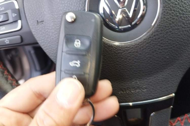 Used Volkswagen Passat 2014 1.8TSI DSG Prestige Edition Vehicle Key