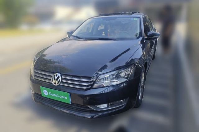 Ojetý Volkswagen Passat 2015 1.8TSI DSG Prestige Edition