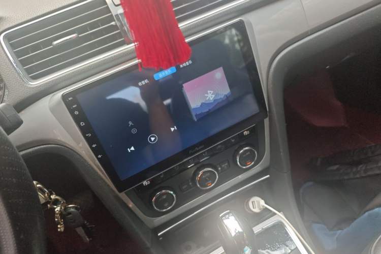 Used Volkswagen Passat 2015 1.8TSI DSG Prestige Edition Audio And AC Panel
