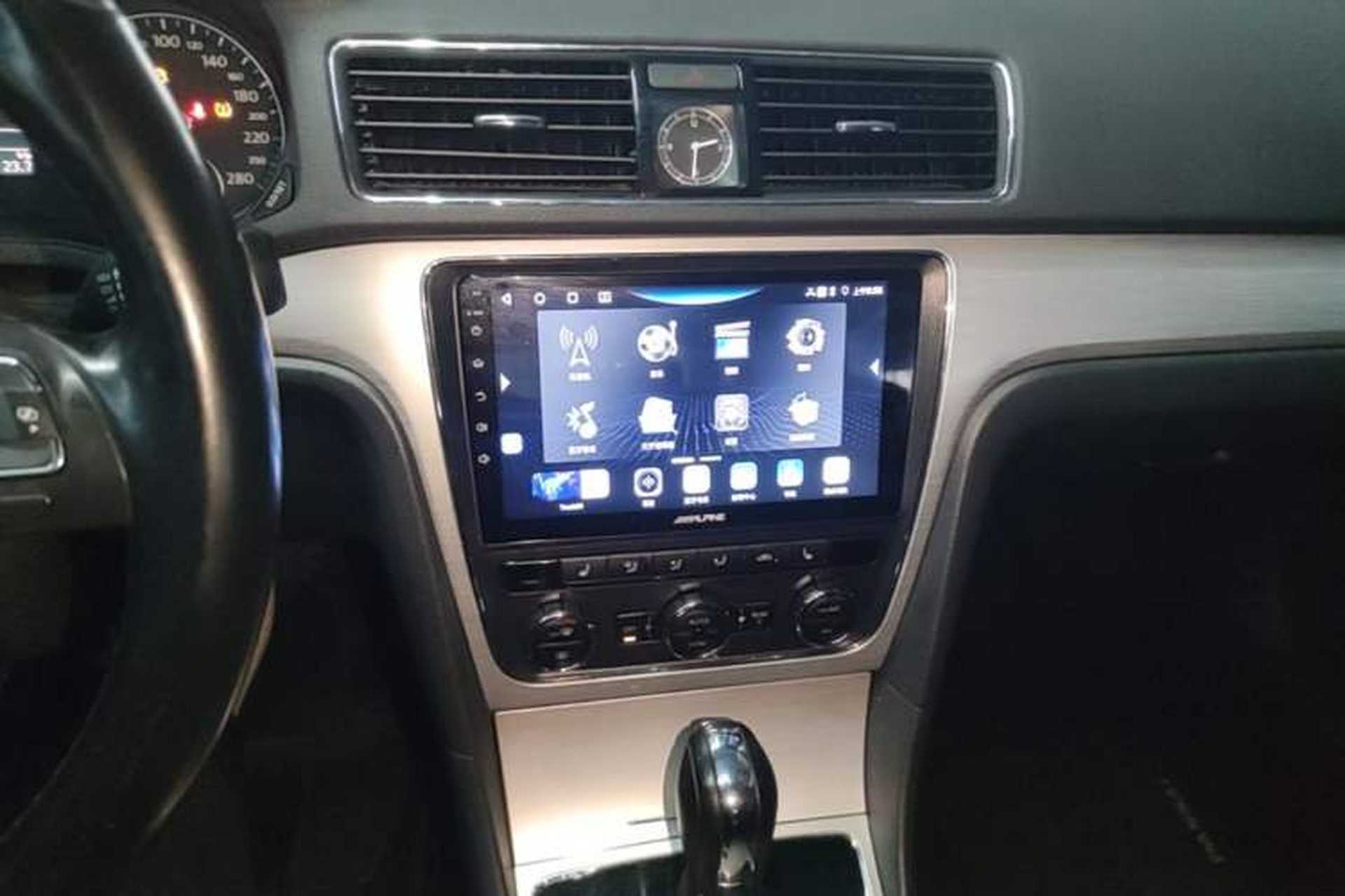 Used Volkswagen Passat 2015 1.8TSI DSG Prestige Edition Audio And AC Panel