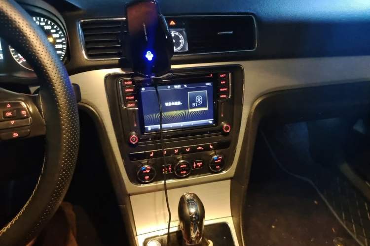 Used Volkswagen Passat 2015 1.8TSI DSG Prestige Edition Audio And AC Panel