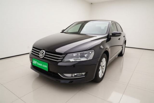 Ojetý Volkswagen Passat 2015 1.8TSI DSG Prestige Edition