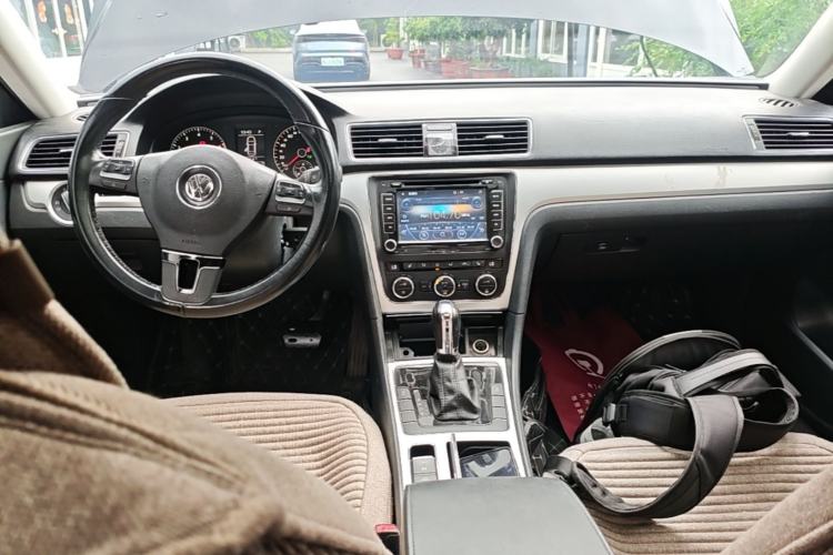 Used Volkswagen Passat 2015 1.4TSI DSG Prestige Edition Center Console