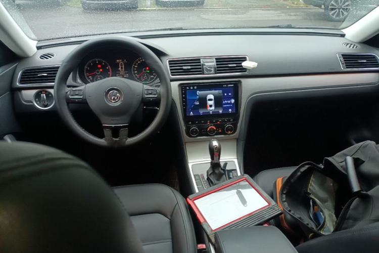 Used Volkswagen Passat 2015 1.8TSI DSG Prestige Edition Center Console