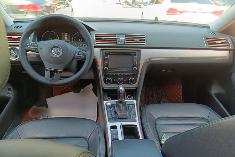 Used Volkswagen Passat 2015 2.0 TSI DSG Prestige Edition Center Console