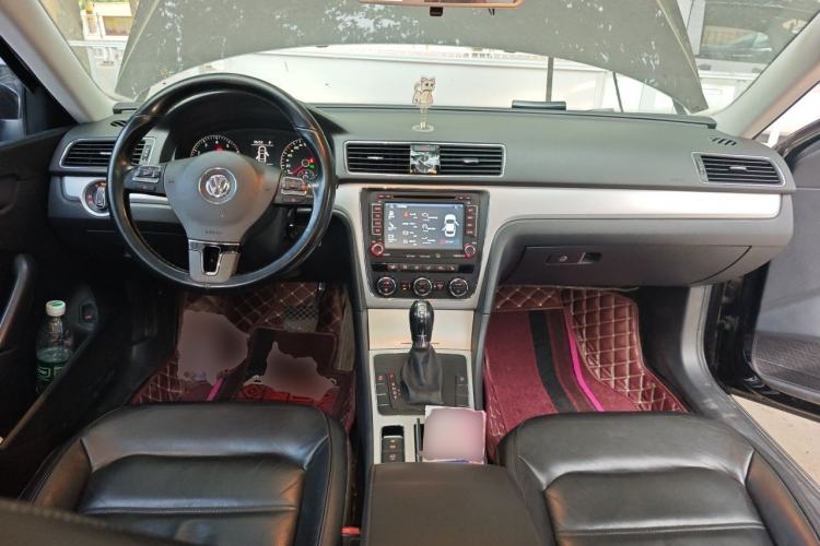 Used Volkswagen Passat 2015 1.8TSI DSG Prestige Edition Center Console