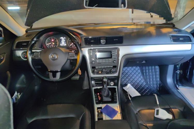 Used Volkswagen Passat 2015 1.8TSI DSG Prestige Edition Center Console