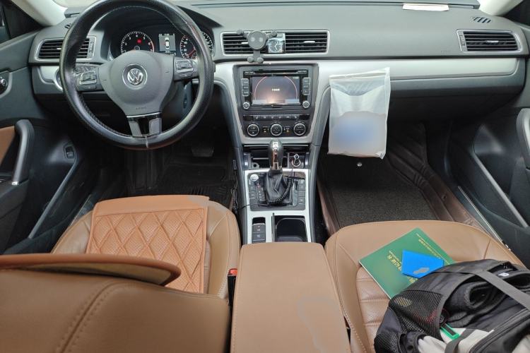Used Volkswagen Passat 2015 2.0 TSI DSG Prestige Edition Center Console
