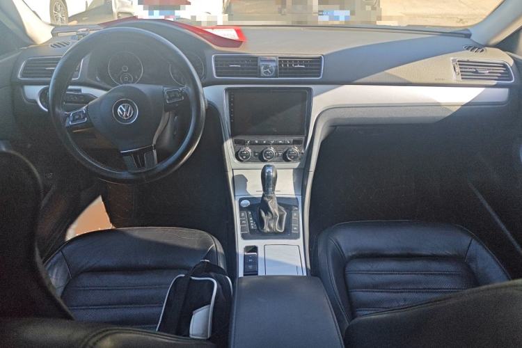 Used Volkswagen Passat 2015 1.8TSI DSG Prestige Edition Center Console