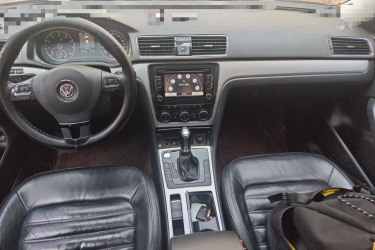 Used Volkswagen Passat 2015 1.8TSI DSG Prestige Edition Center Console
