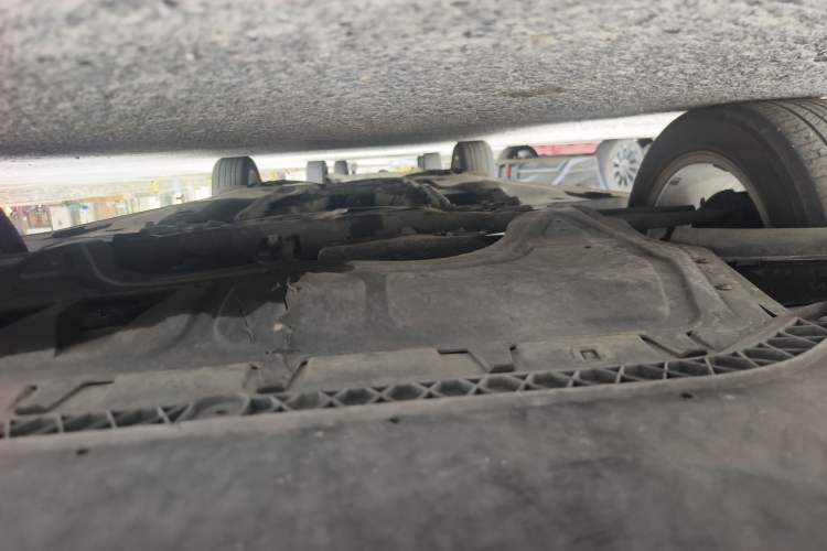 Used Volkswagen Passat 2015 1.8TSI DSG Prestige Edition Chassis Front