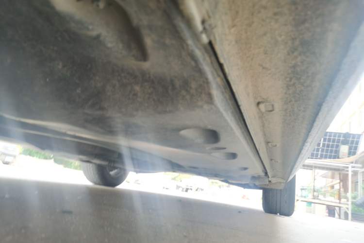 Used Volkswagen Passat  Chassis Front Left