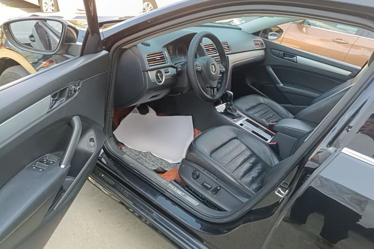 Used Volkswagen Passat 2015 2.0 TSI DSG Prestige Edition Driver Seat