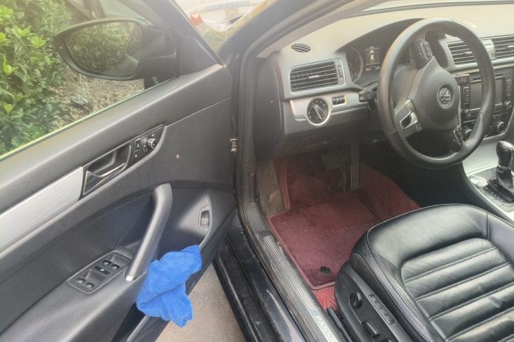 Used Volkswagen Passat 2015 1.8TSI DSG Prestige Edition Driver Seat