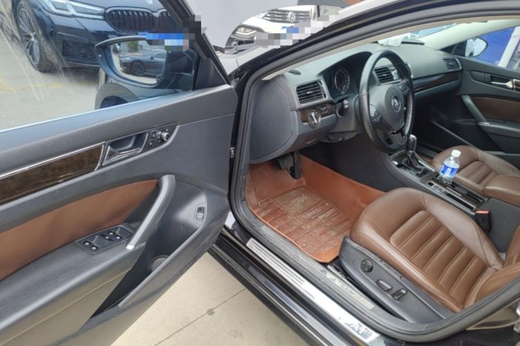 Used Volkswagen Passat 2015 1.8TSI DSG Prestige Edition Driver Seat