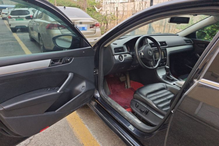 Used Volkswagen Passat 2015 1.8TSI DSG Prestige Edition Driver Seat