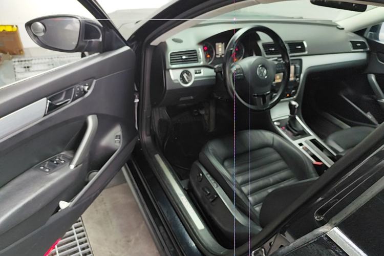 Used Volkswagen Passat 2015 1.8TSI DSG Prestige Edition Driver Seat