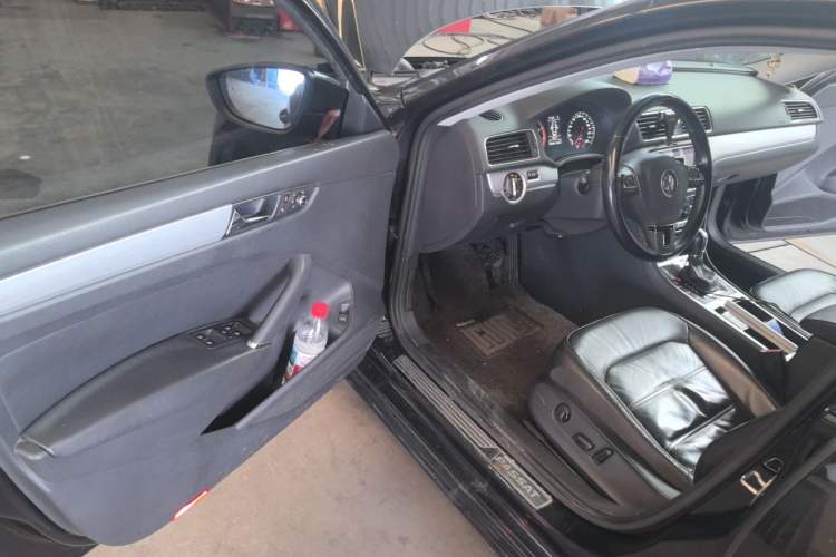 Used Volkswagen Passat 2015 1.8TSI DSG Prestige Edition Driver Seat
