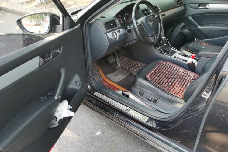 Used Volkswagen Passat 2015 1.8TSI DSG Prestige Edition Driver Seat