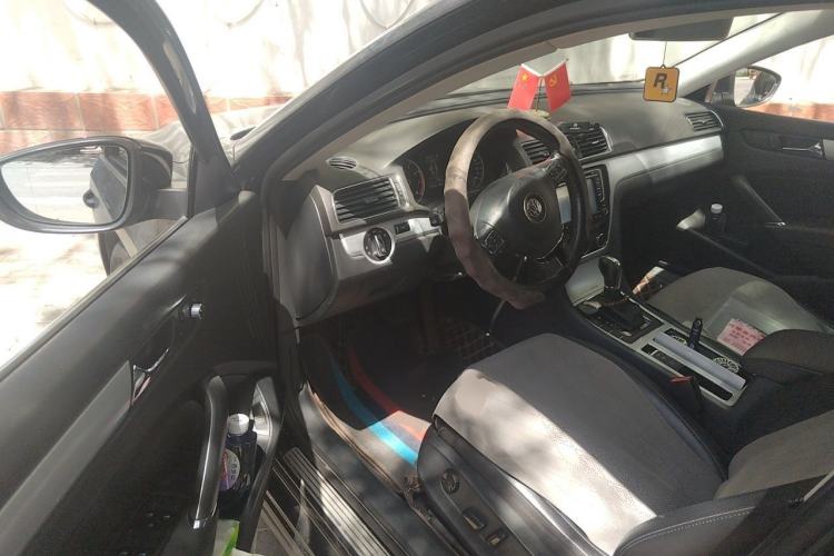 Used Volkswagen Passat 2015 1.8TSI DSG Prestige Edition Driver Seat