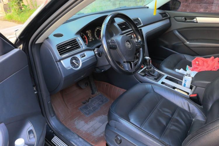 Used Volkswagen Passat 2015 1.4TSI DSG Prestige Edition Driver Seat