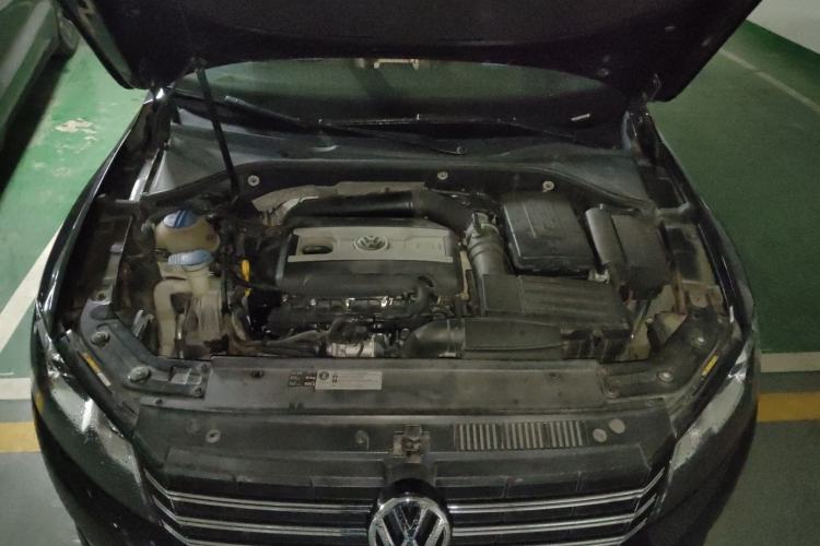 Used Volkswagen Passat 2015 2.0 TSI DSG Prestige Edition Engine Bay