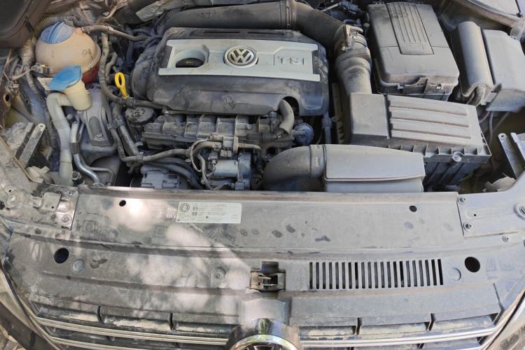 Used Volkswagen Passat 2015 1.8TSI DSG Prestige Edition Engine Bay