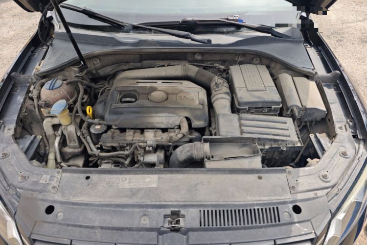 Used Volkswagen Passat 2015 1.8TSI DSG Prestige Edition Engine Bay